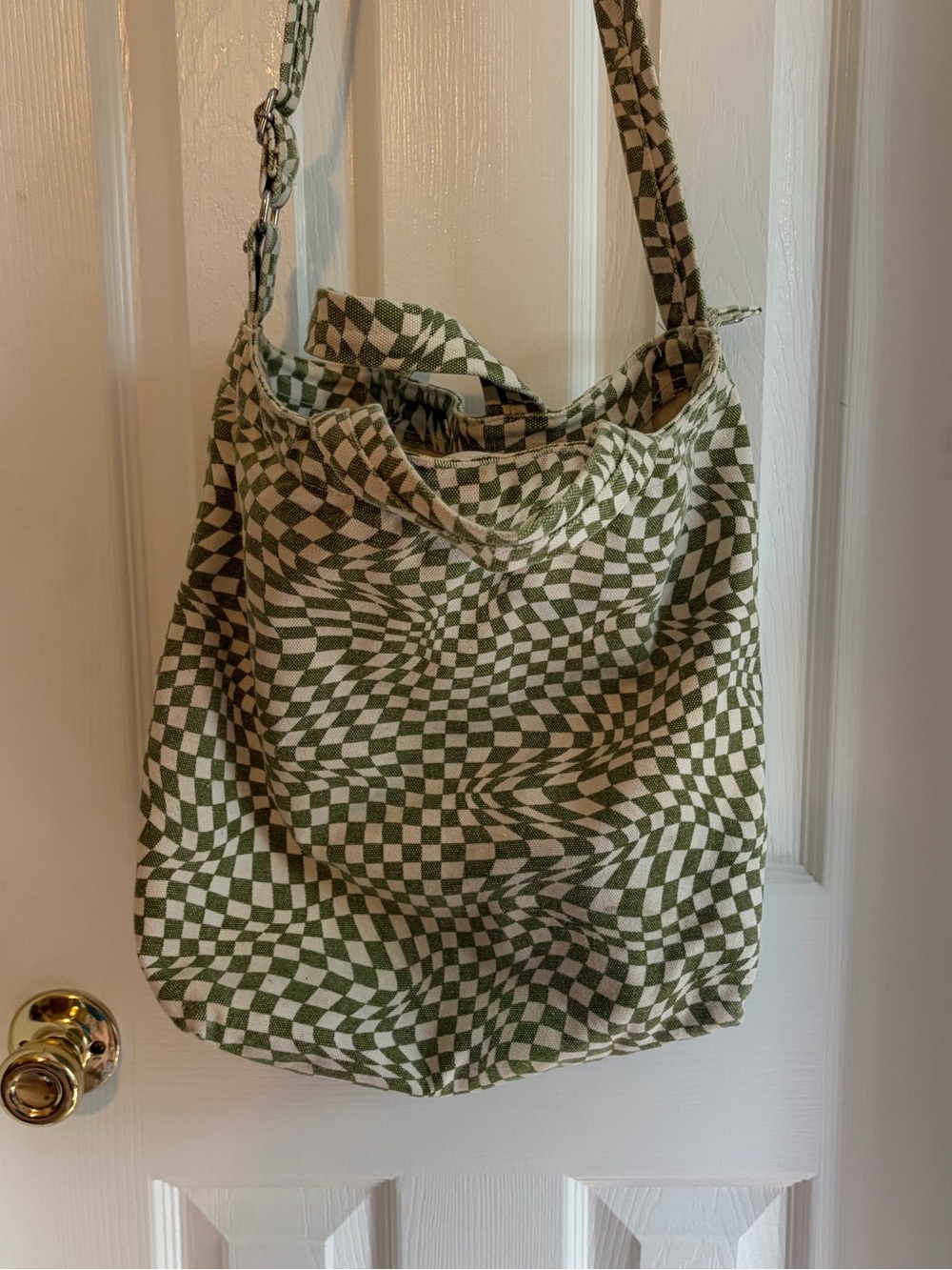 BAGGU Duck Bag, Olive and Cream Moss Trippy Checker Canvas Tote - Picture 2 of 5
